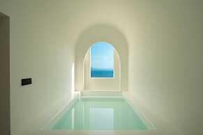 Miyue Roman Holiday Bubble Pool hotel