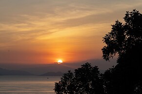 Miyue  Roman Holiday Bubble Pool hotel