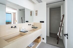 Miyue Roman Holiday Bubble Pool hotel
