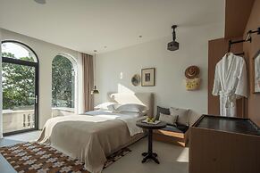 Miyue  Roman Holiday Bubble Pool hotel