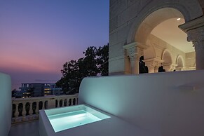 Miyue  Roman Holiday Bubble Pool hotel