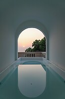 Miyue  Roman Holiday Bubble Pool hotel