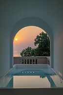 Miyue  Roman Holiday Bubble Pool hotel