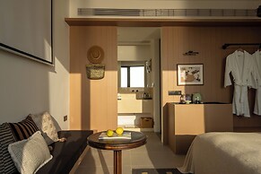 Miyue  Roman Holiday Bubble Pool hotel