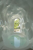 Miyue  Roman Holiday Bubble Pool hotel