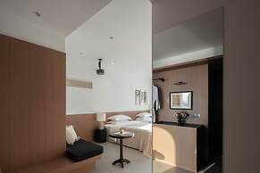 Miyue  Roman Holiday Bubble Pool hotel