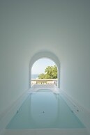 Miyue  Roman Holiday Bubble Pool hotel