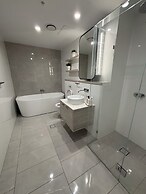 Sky High Luxury - 59th Floor at Ocean