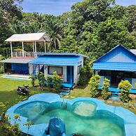 tanjung tinggi cottages