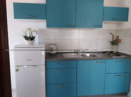 Metajna House With Pool And Sea View