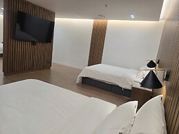 Browndot Hotel Mokpo Gotbawi