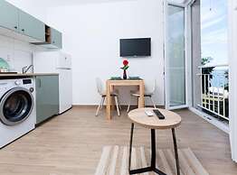 Romantic Studio in Zadar With City and Garden Views