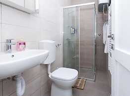 Romantic Studio in Zadar With City and Garden Views