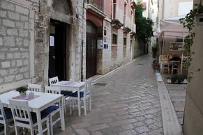 Quiet Studio in Zadars Old Town