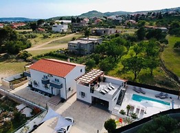 Villa Bliss Kastela