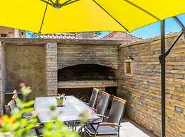 Charming Zadar Apartment Near Old Town With Convenient Access to Beach