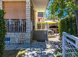 Charming Zadar Apartment Near Old Town With Convenient Access to Beach