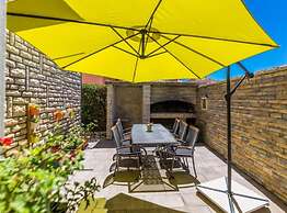 Charming Zadar Apartment Near Old Town With Convenient Access to Beach