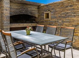 Charming Zadar Apartment Near Old Town With Convenient Access to Beach