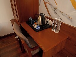 Hotel Alba Premier Vadodara