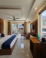 Hotel Luxeevista By Navodayans