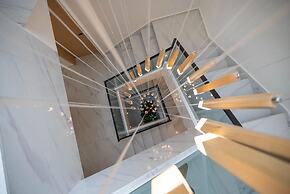 Dali Qiyu Half Hill  Seaview Villa Erhai