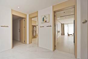 Dali Qiyu Half Hill  Seaview Villa Erhai