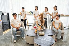 Meeteem Boutique Hotel Jingxi