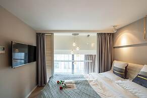 Shanghai Hills & Wanye Prime Stay