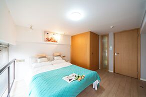 Shanghai Hills & Wanye Prime Stay