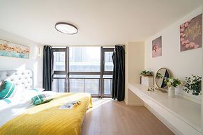 Shanghai Hills & Wanye Prime Stay