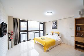 Shanghai Hills & Wanye Prime Stay