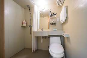 Shanghai Hills & Wanye Prime Stay