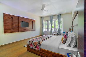 Pax Hotel Rock Villa