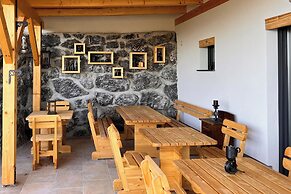 Stuk House
