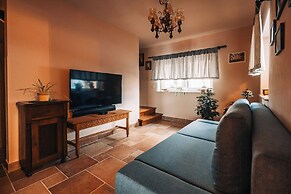 Stuk House