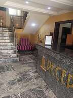 Angels Court Hotel and Suite