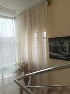 Angels Court Hotel and Suite