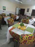 Angels Court Hotel and Suite