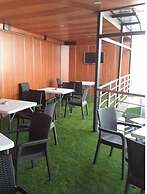 Angels Court Hotel and Suite