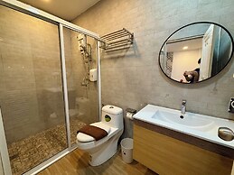 Charm Hostel at Pratumnak