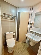 Charm Hostel at Pratumnak