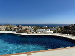 Psaros Village