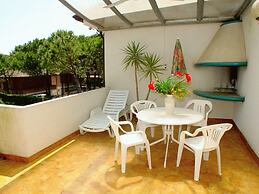 Three Room Flat With Wi-fi and Private Parking Space 100mt From Lignan