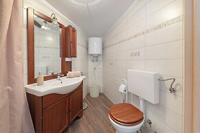 Fairy-Tale Apartment From 17th Century
