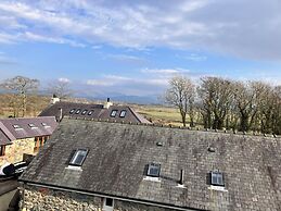 5 Stad Clynnog