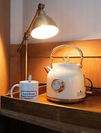 The Old Farmhouse Pub & Rooms