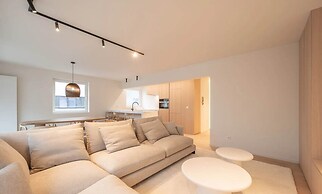 Stylish Apartment in Knokke - Balcony City View Pet-friendly