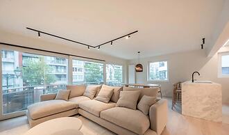 Stylish Apartment in Knokke - Balcony City View Pet-friendly