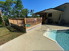 Beautiful Room Just Waiting for You Pool IS Closed